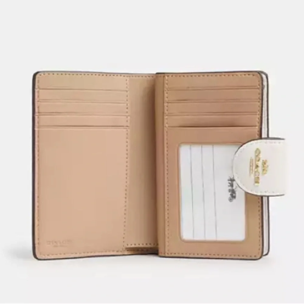 NEW Coach Medium Corner Zip Wallet With Sketch Print